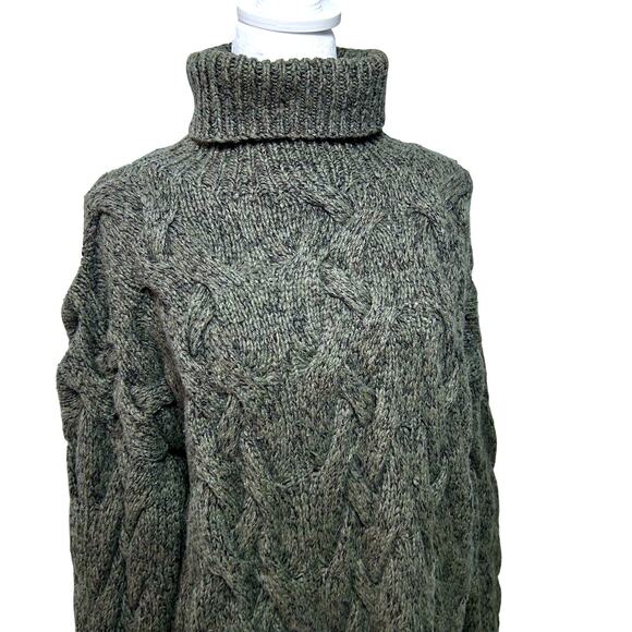 SOLD SOLD SOLD Luxury Cashmere Silk Wool Chunky Minimalist Cable Knit Sweate - Picture 3 of 11
